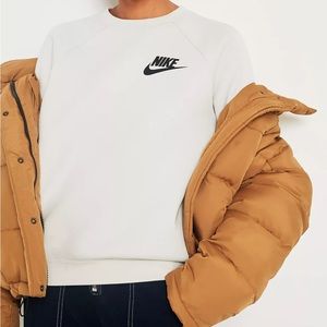 Nike Rally Ecru Sweatshirt